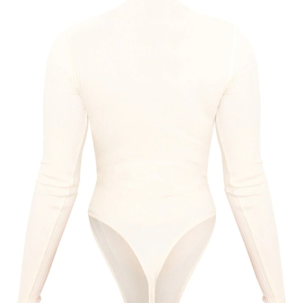 🏷️ 3/$15 SALE  Khaki Green bodysuit - Picture 8 of 9